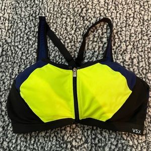 Victorias Secret VSX Sports Bra